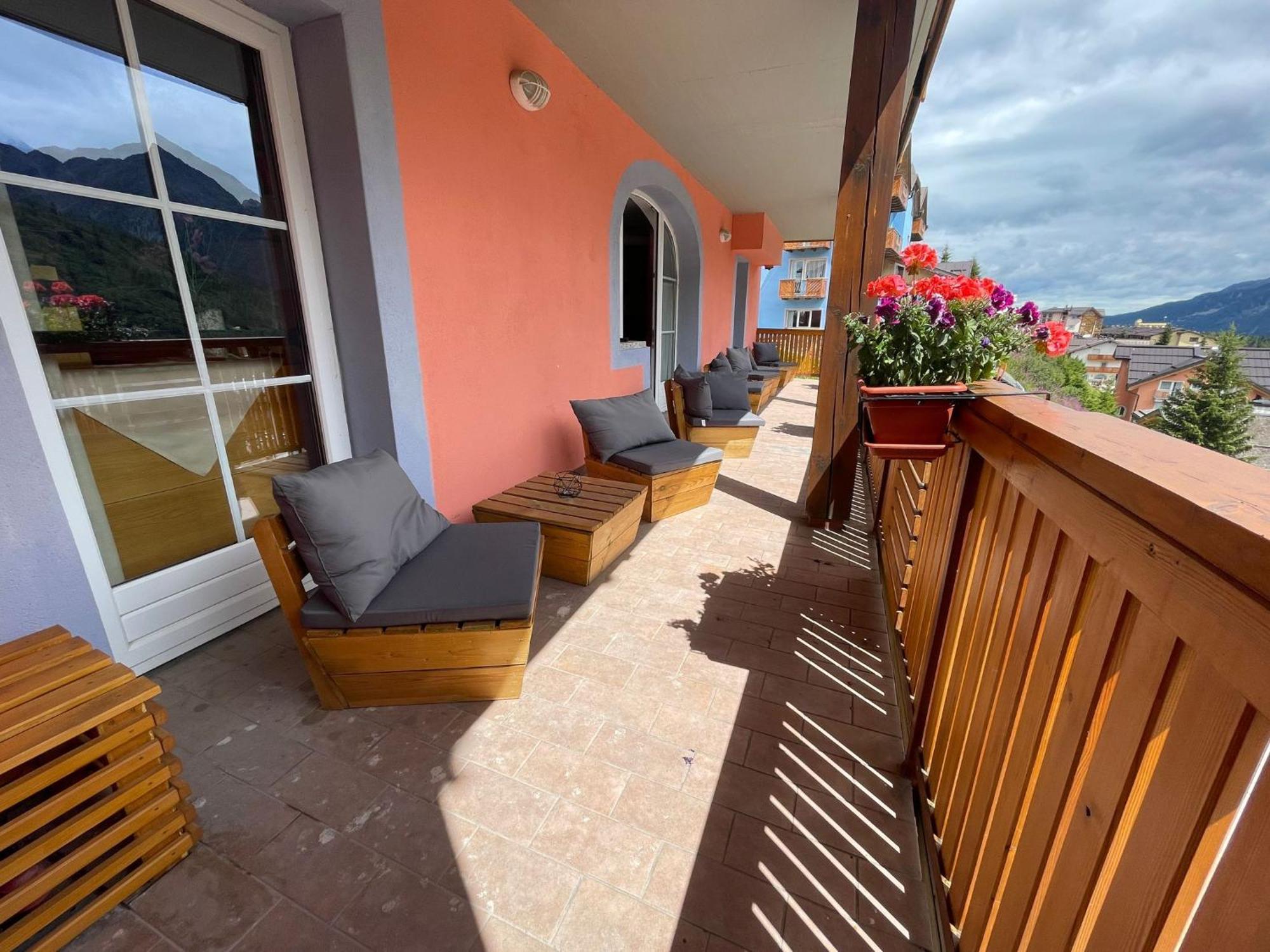 Hotel Panorama ปัสโซเดลโตนาเล ภายนอก รูปภาพ